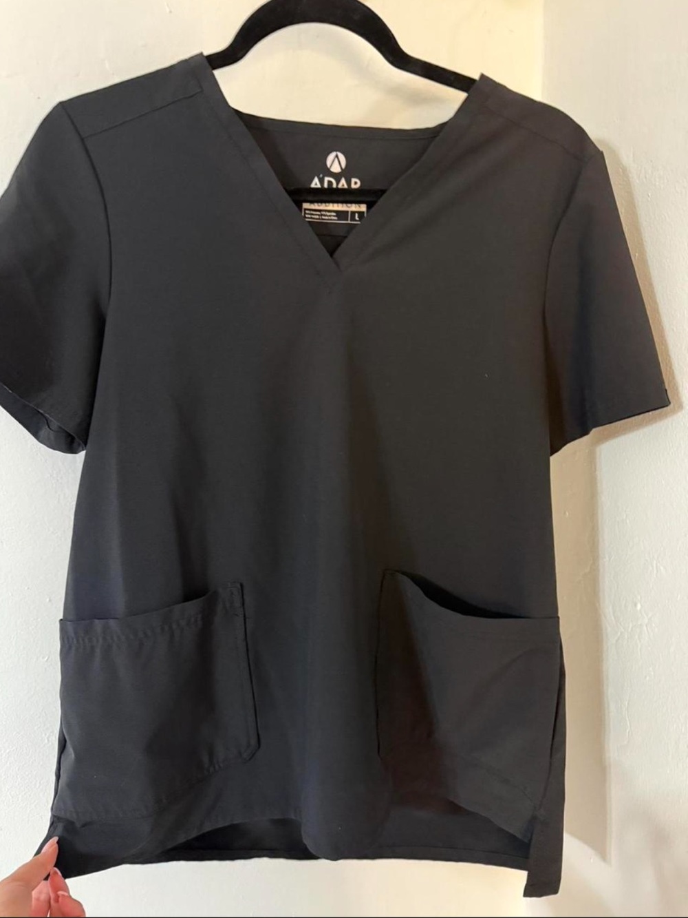 Adar women’s scrub top